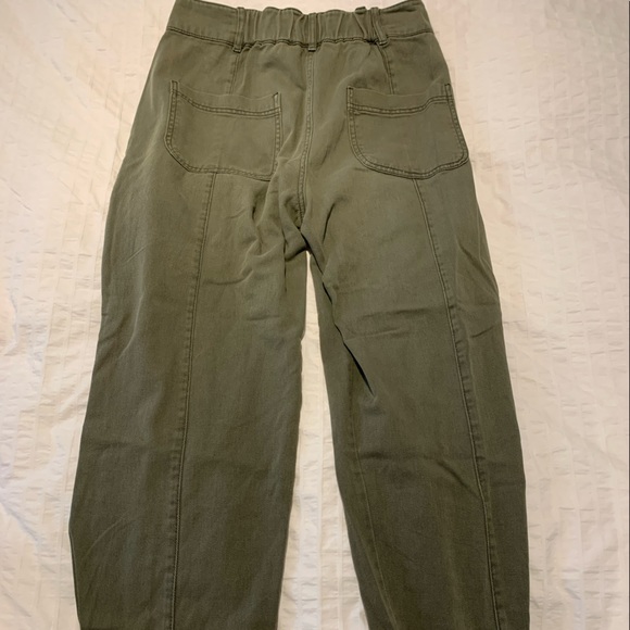 Green cuffed bottom cargos from garage - Picture 2 of 4